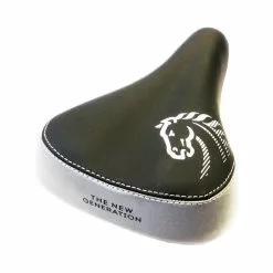 Mustang Sattel VL-5020 Schwarz/weiss